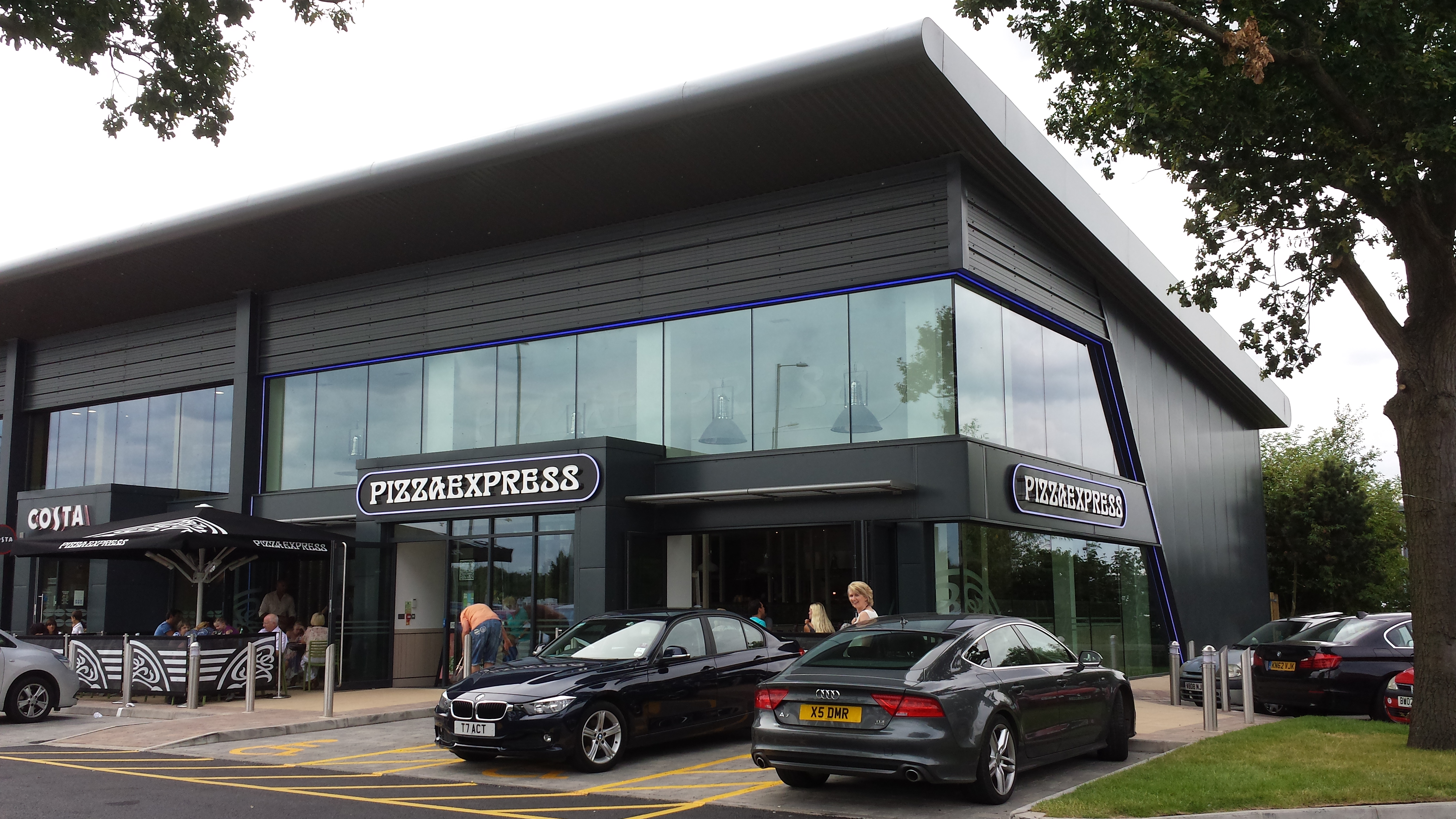 Pizza Express Ventura Park, Tamworth Peak Aluminium