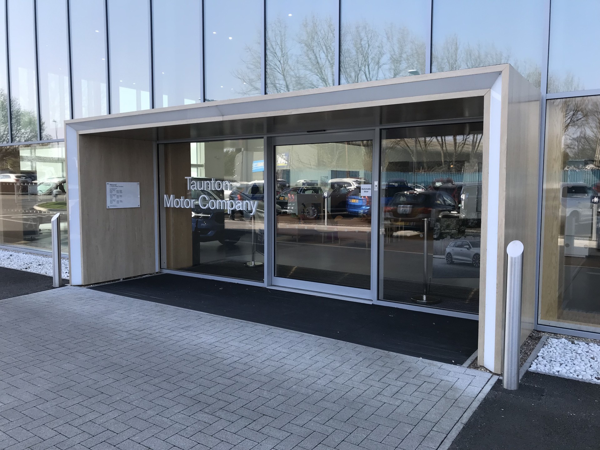 VOLVO Dealership Taunton Motor Company Peak Aluminium